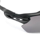 Occhiali da sole con logo in nero Oakley - unisex 