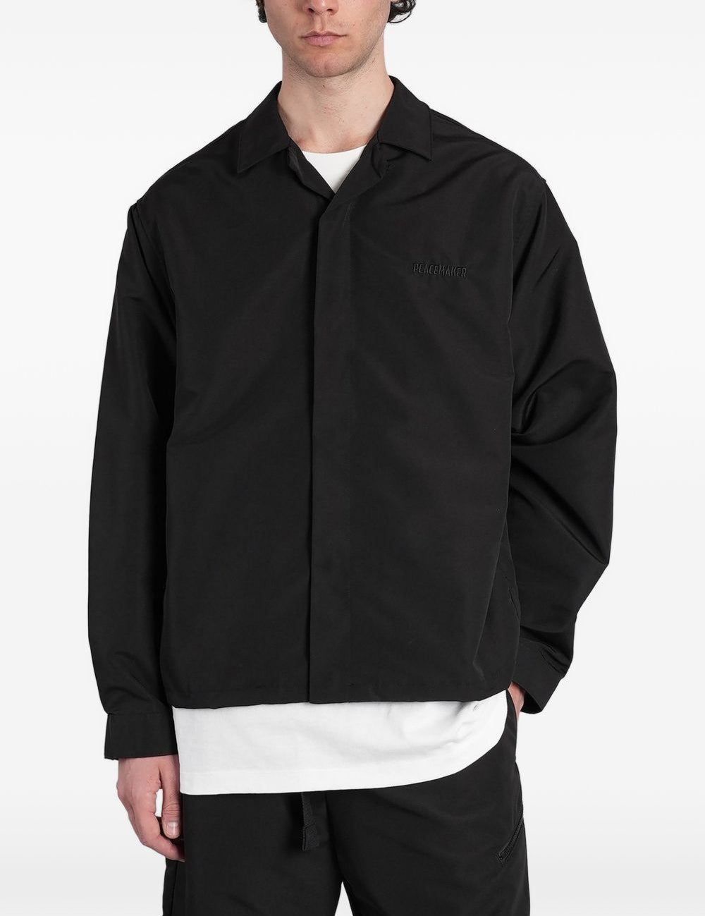 Camicia con stampa grafica in nero Oamc peacemaker - uomo 