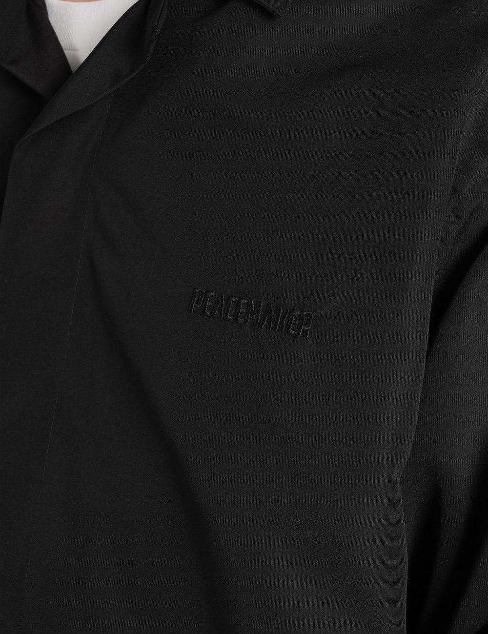 Camicia con stampa grafica in nero Oamc peacemaker - uomo 
