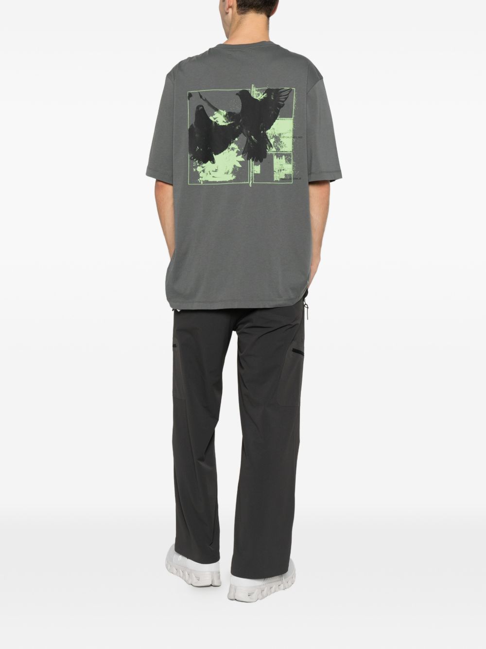 T-shirt con stampa grafica "Peacemaker" in grigio Oamc peacemaker - uomo 