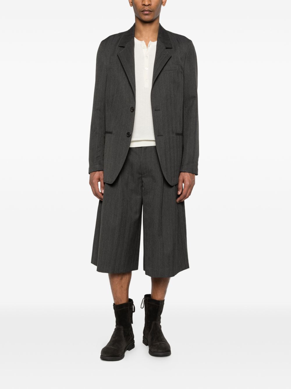 Pantaloncini gessati con spacchi in grigio Our legacy - uomo 