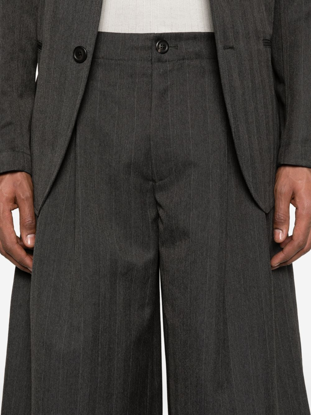 Pantaloncini gessati con spacchi in grigio Our legacy - uomo 