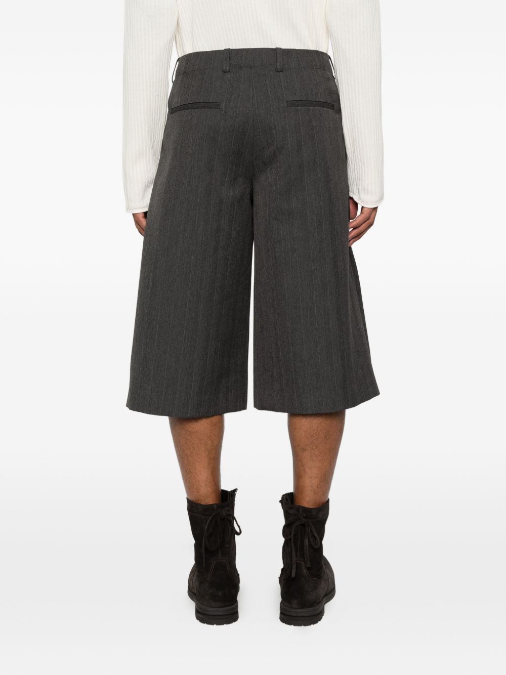 Pantaloncini gessati con spacchi in grigio Our legacy - uomo 