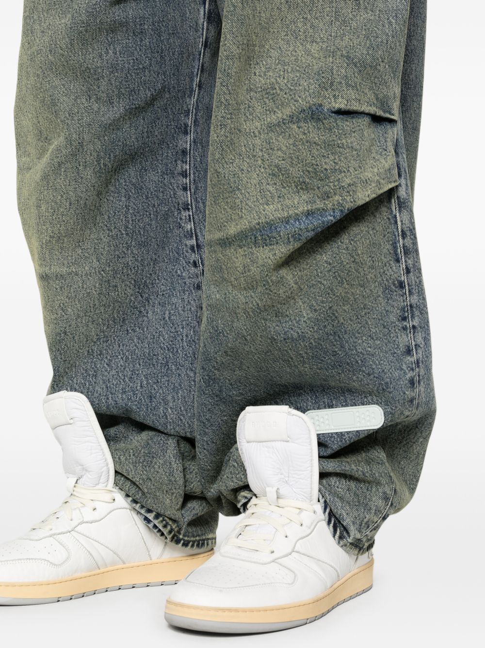Jeans con pieghe in blu Pdf - uomo 