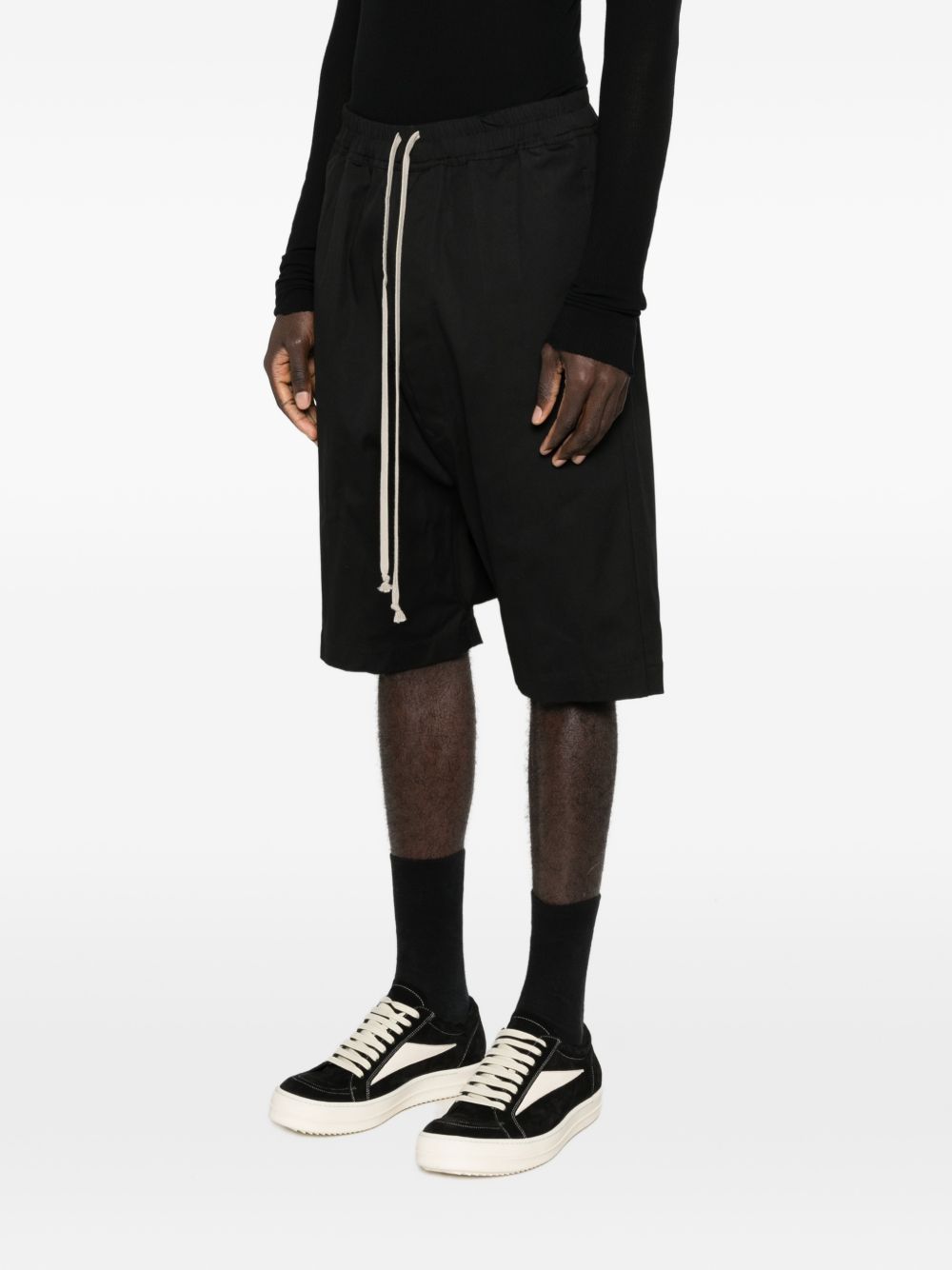 Bermuda con cavallo basso in nero Rick owens - uomo 