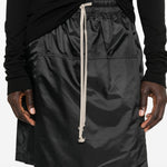 Shorts kilt al ginocchio in nero Rick Owens x Moncler - unisex<BR/> 