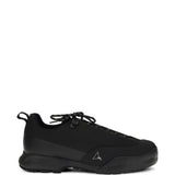 Sneakers allacciate con logo cingino in nero Roa - uomo 