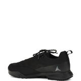 Sneakers allacciate con logo cingino in nero Roa - uomo 