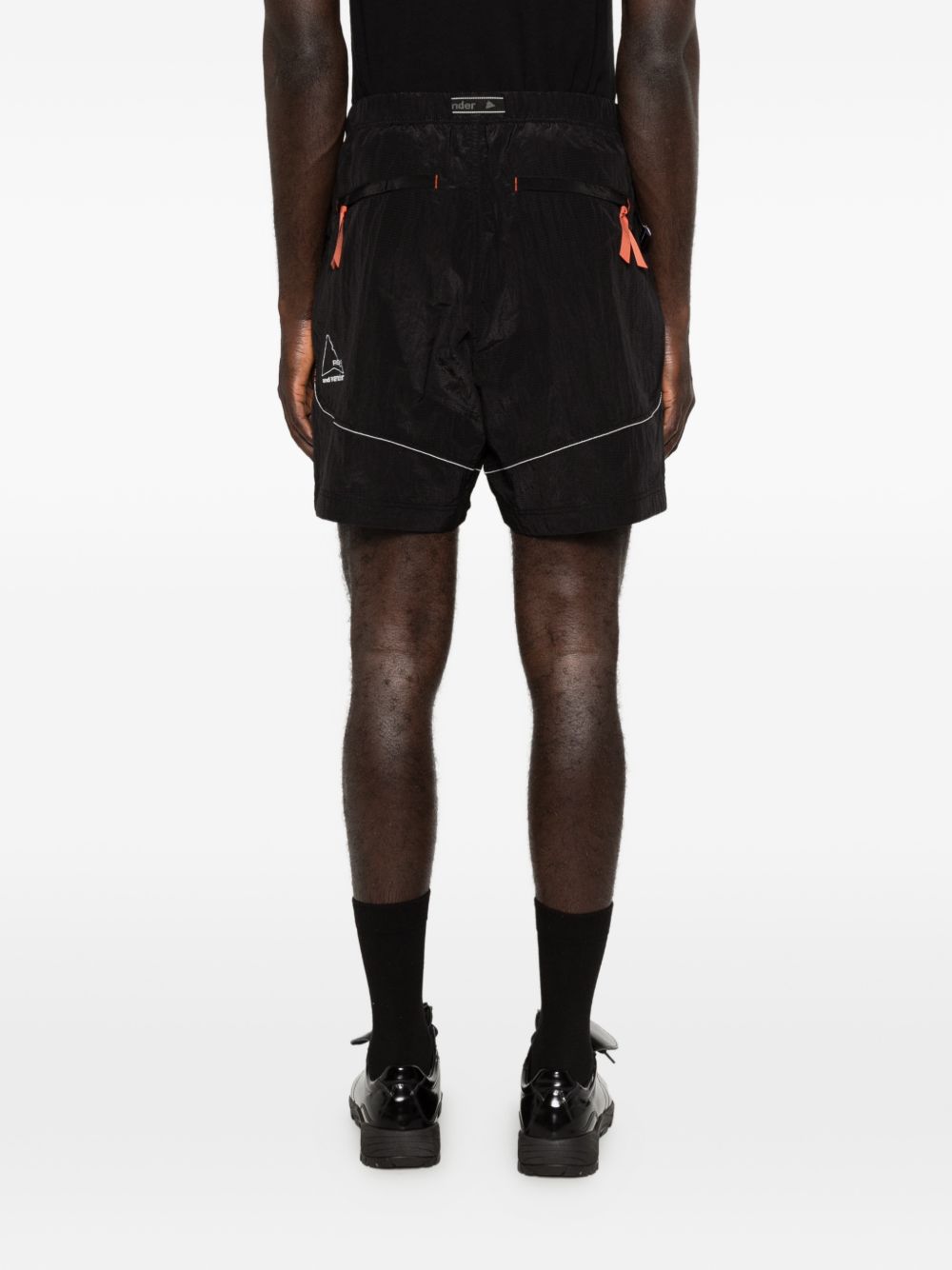 Shorts con cintura in nylon in nero Roa x and wander - uomo 