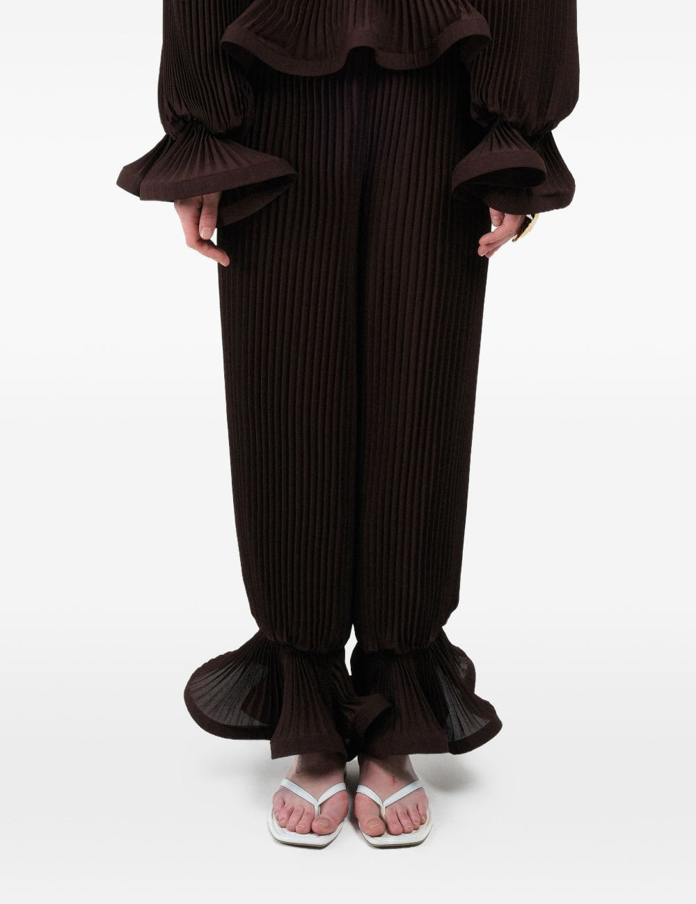 Pantaloni plissé con volant in marrone Rowen rose - donna 