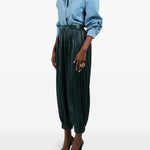 Pantaloni plissettati con polsini in verde Rowen Rose - donna 