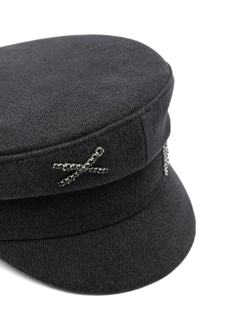 Cappello baker boy con catena in nero Ruslan baginskiy - donna 