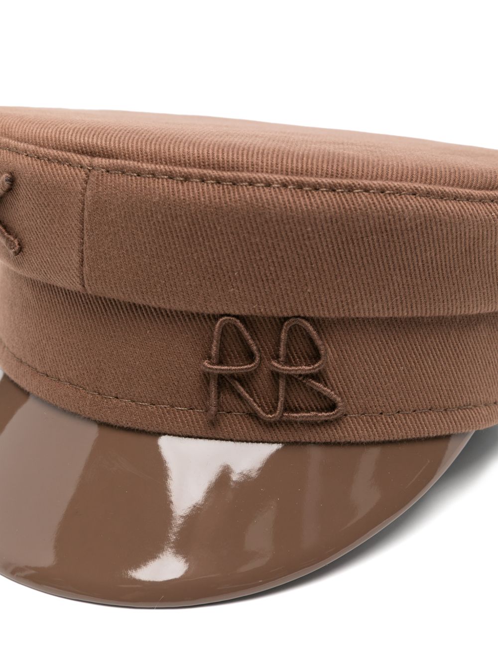 Cappello baker boy con logo ricamato in marrone Ruslan baginskiy - donna 