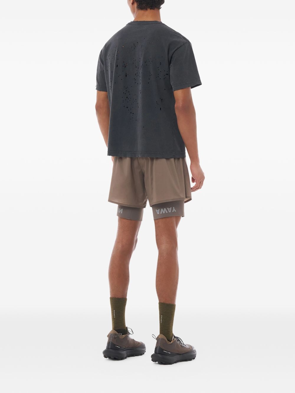 T-shirt con effetto vissuto in nero Satisfy - unisex 