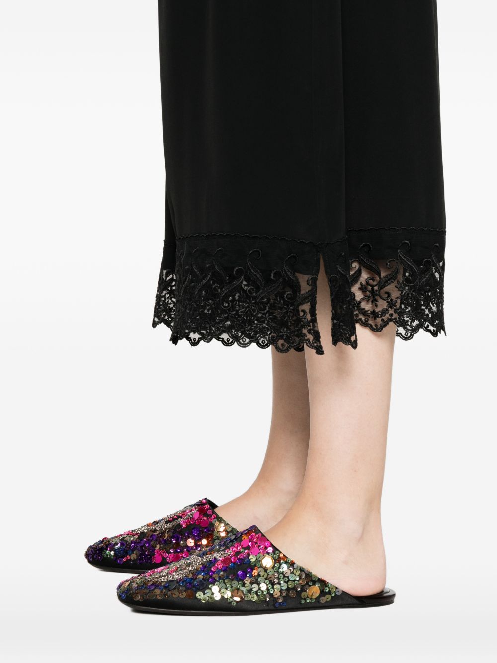 Pantaloni corti con orlo in pizzo in nero simone rocha - donna 
