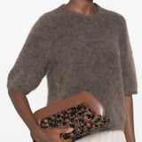 Clutch bios cesta vegan in marrone 