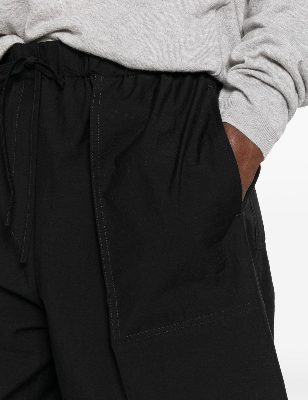 Pantaloni a gamba mapia con coulisse in nero Toteme - donna 