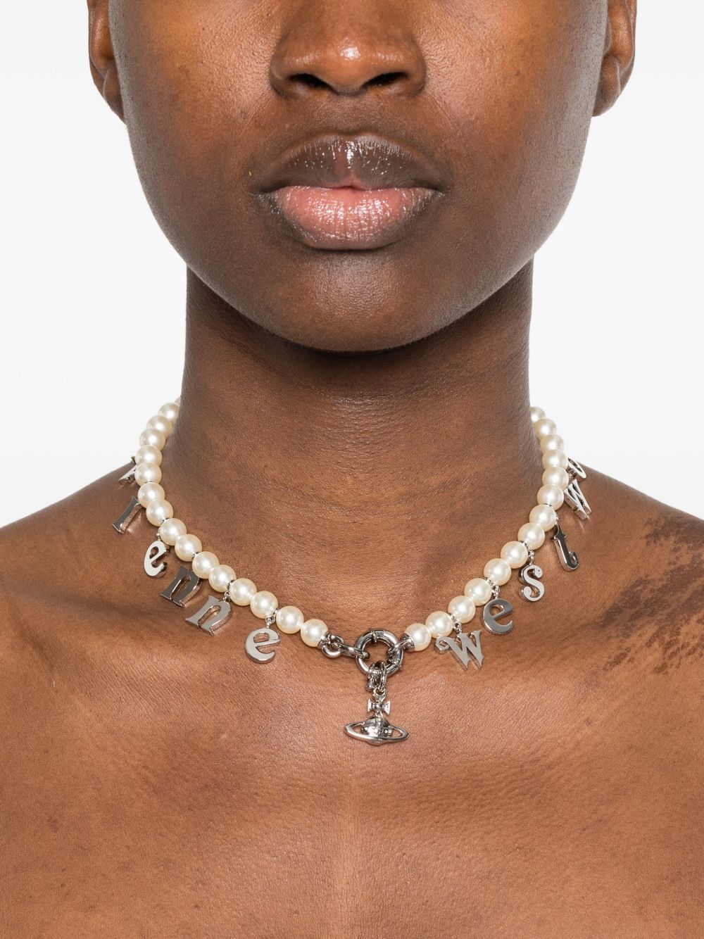 Collana con ciondolo di perle leanne color crema Vivienne westwood - donna 