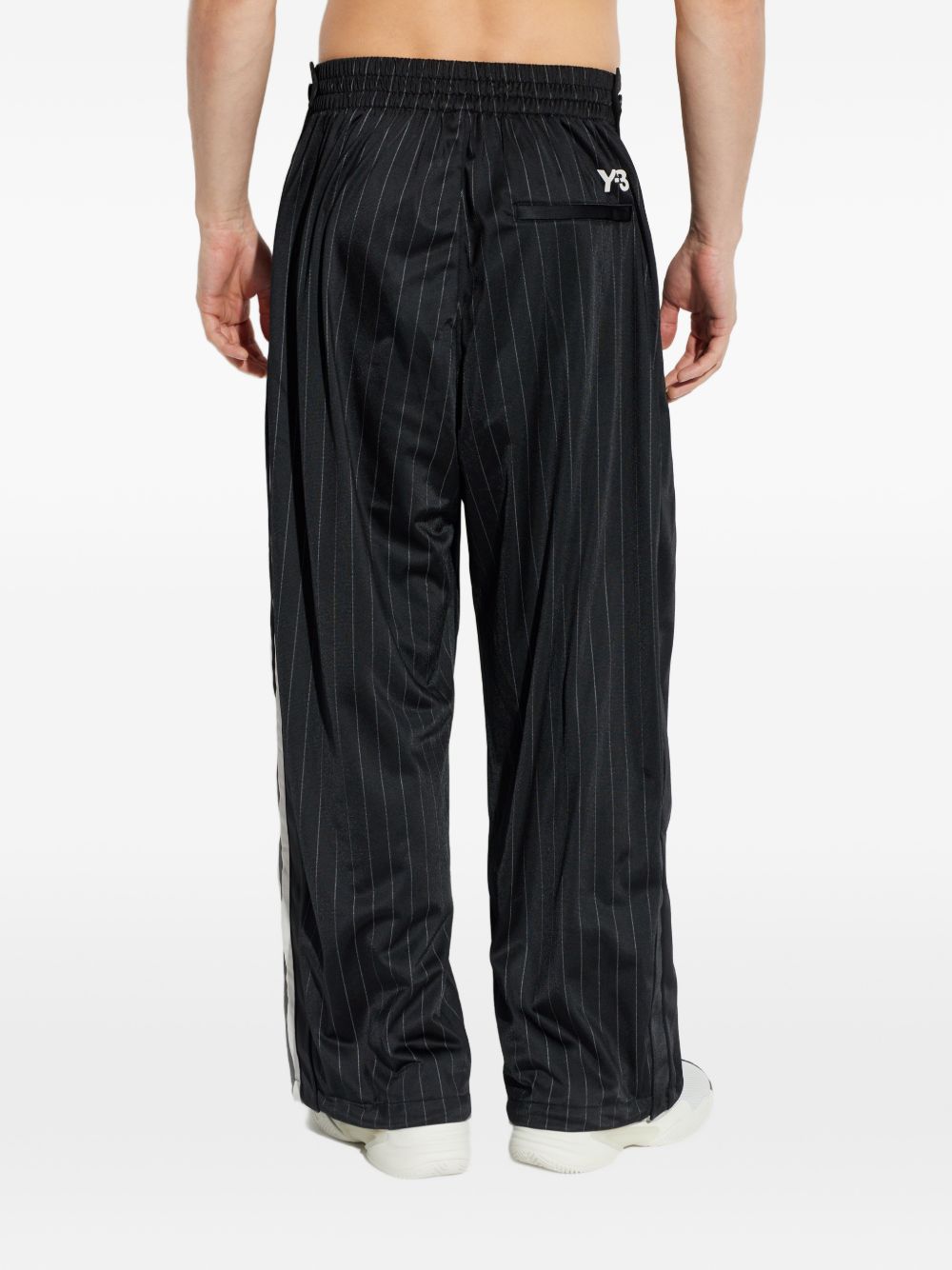 Pantaloni sportivi gessati in nero Y-3 - uomo 