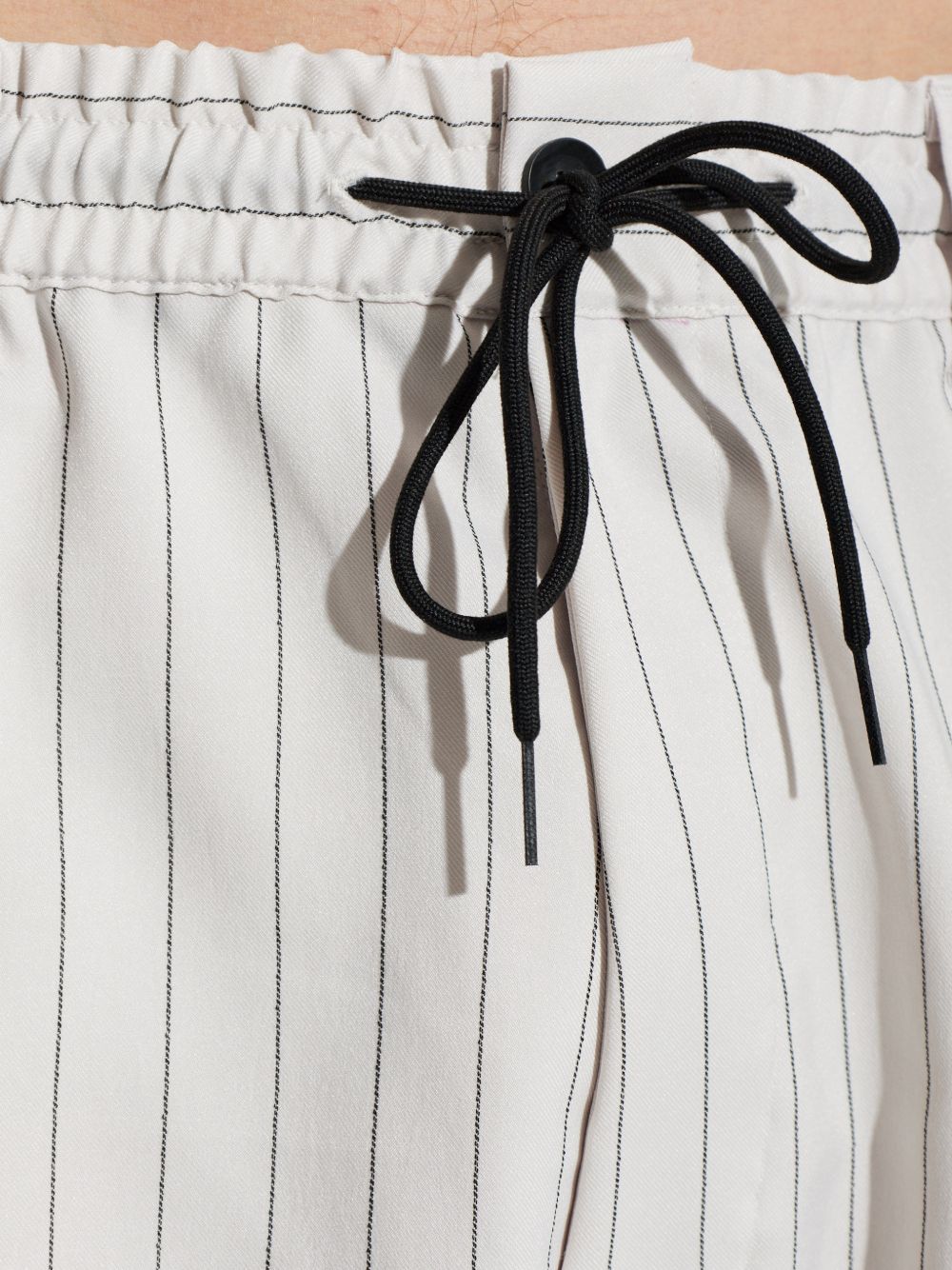 Bermuda gessati con coulisse in bianco Y-3 - uomo 