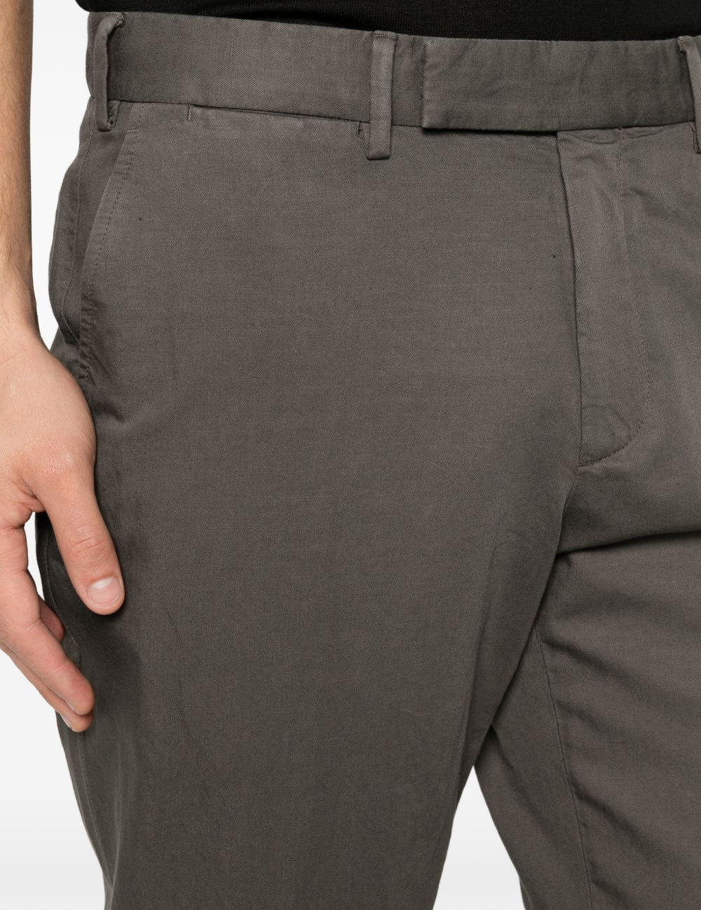 Pantaloni chino con passanti per cintura in grigio Zegna - uomo 