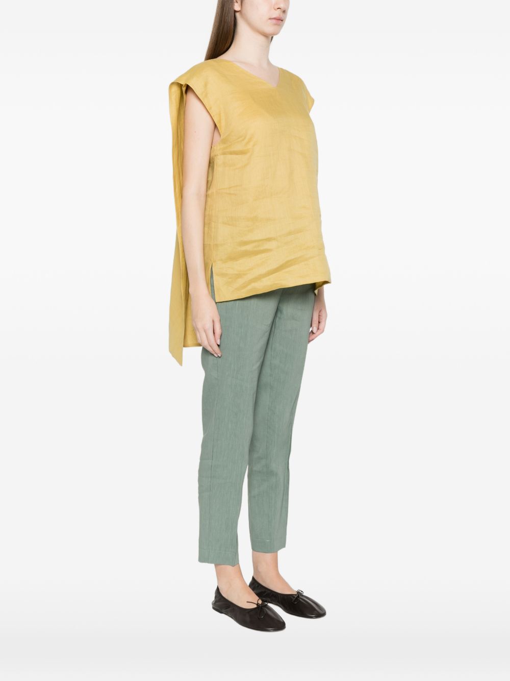 Top Talento con scollo a V in giallo 