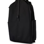 Zaino con clip sul davanti in nero Rains - unisex 