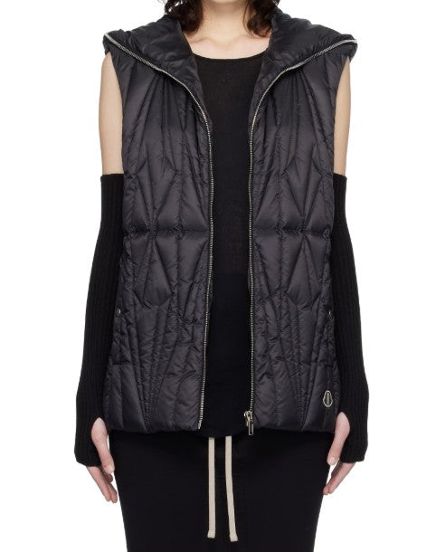 Gilet con cappuccio e design trapuntato geocamo in nero Rick Owens x Moncler - unisex<BR/> 