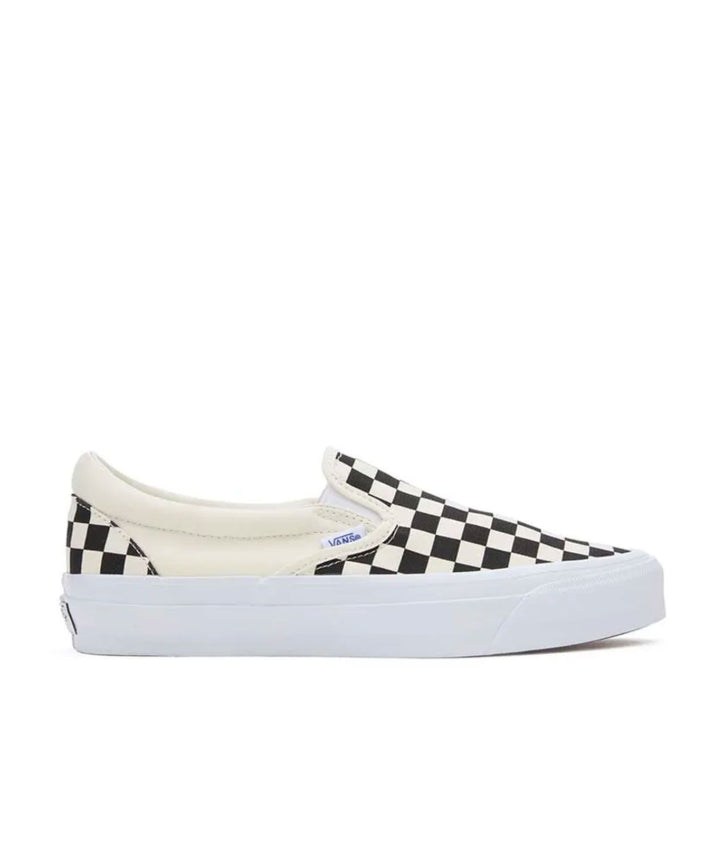 Sneakers slip-on reissue 98 lx a scacchi in bainco e nero Vans - unisex 