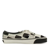 Sneakers lx authentic 44 shell in bainco e nero Vans - unisex 