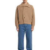 Cardigan in lana con bottoni camel 