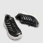 Sneakers Mafate Three 2 in nero e bianco Hoka - uomo 