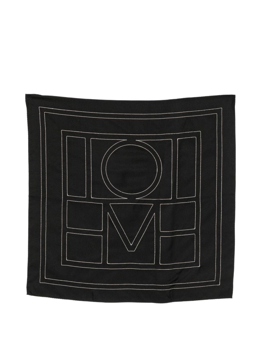Foulard di seta con monogramma ricamato in nero Toteme - donna 