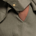 Pantaloni con pieghe in verde Kiton - uomo 