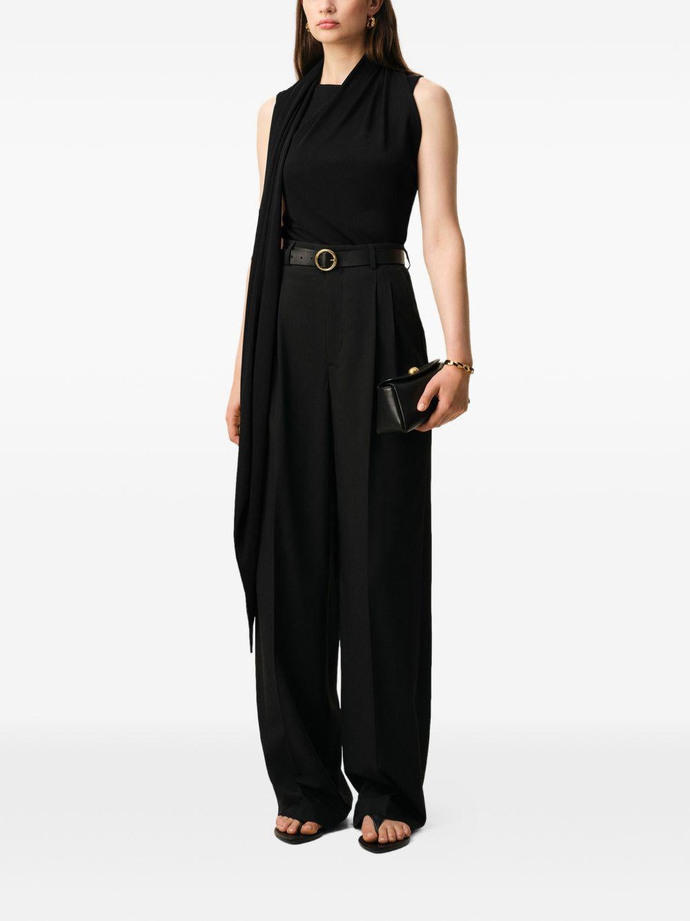 Top Lavalliere con foulard in nero 