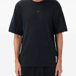 T-shirt con logo in nero Satisfy - unisex 
