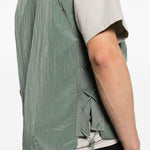 Gilet con tasca con zip in verde Oakley - uomo 