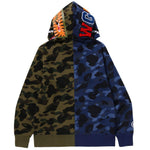 Felpa con zip intera e motivo mimetico a squalo in blu e verde A bathing ape - uomo 