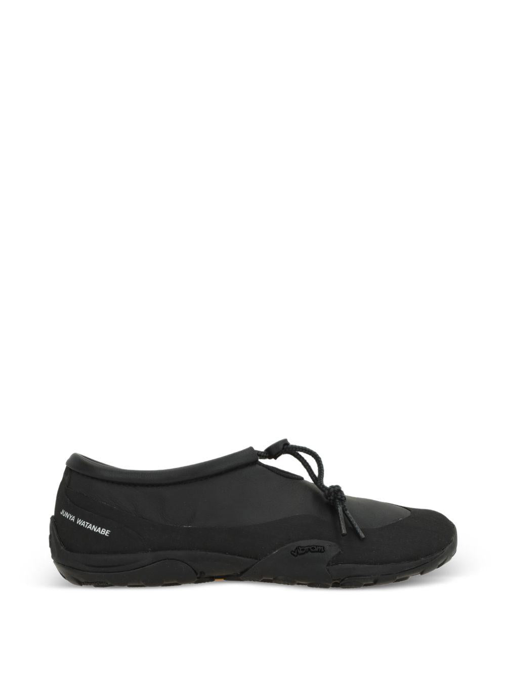 Sneakers con coulisse mt10 in nero 
