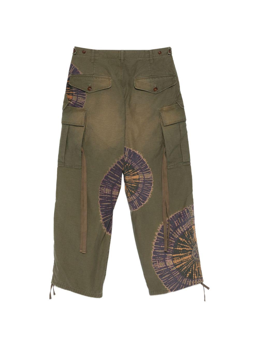 Pantaloni cargo con stampa grafica in verde Khoki - uomo 