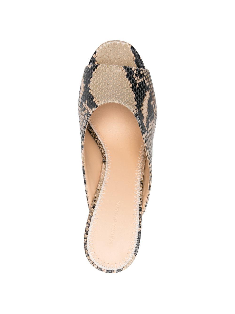 MULES con borchie in pelle di serpente in marrone Magda butrym - donna 