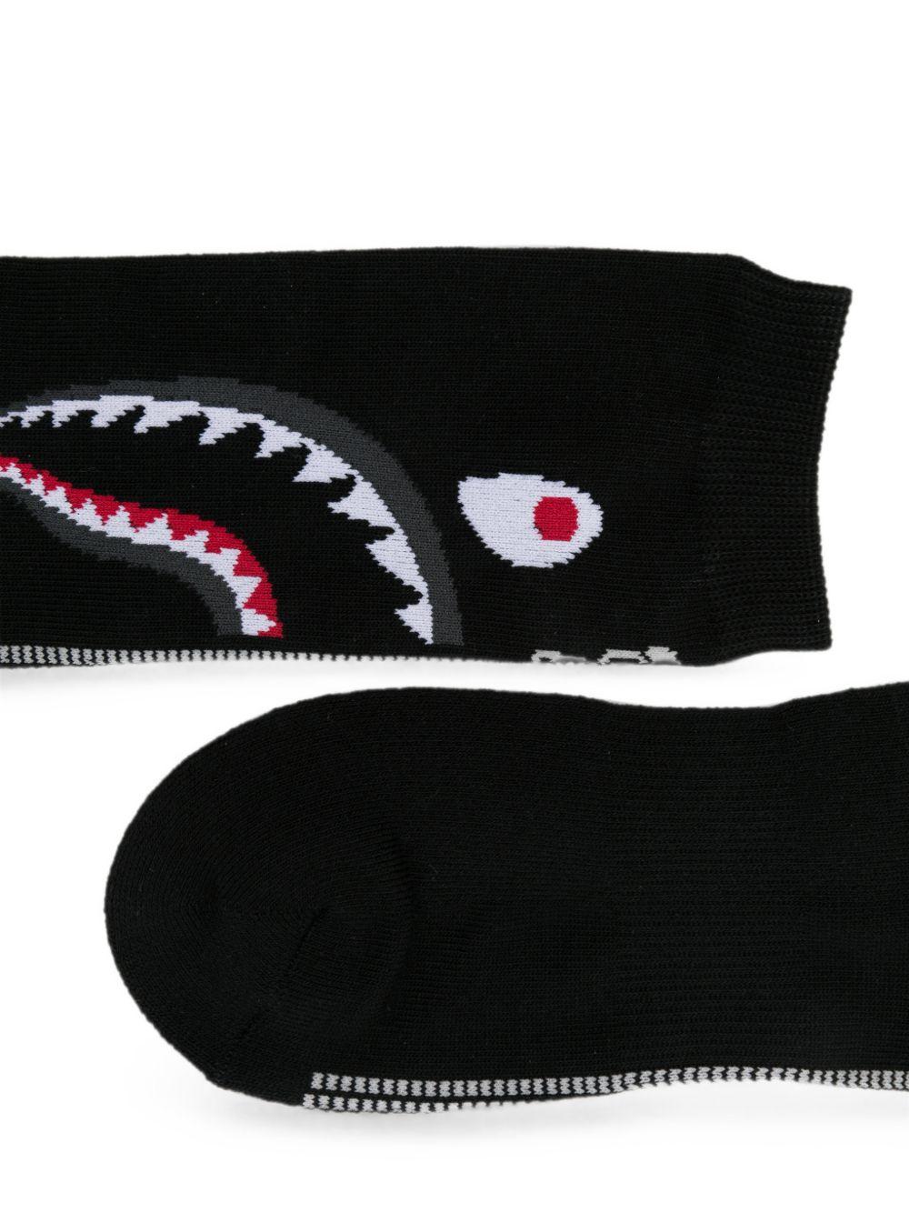 Calzini con ricamo Shark in nero 