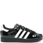 Sneakers superstar II con finitura lucida in nero 