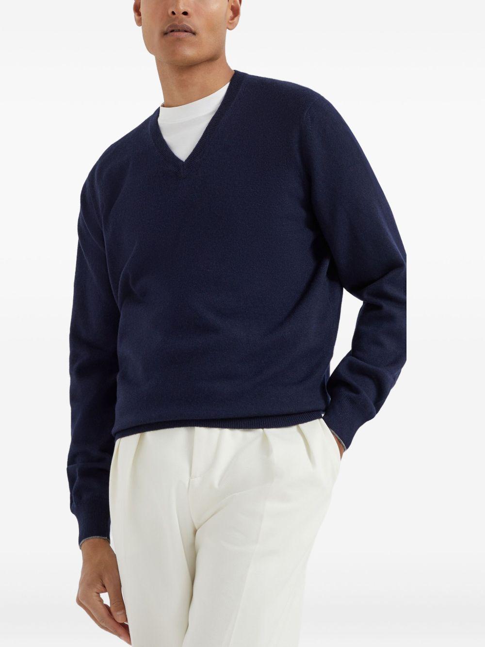 Maglione con scollo a V in blu 