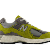 Sneakers 2002R in verde e grigio New balance - unisex 