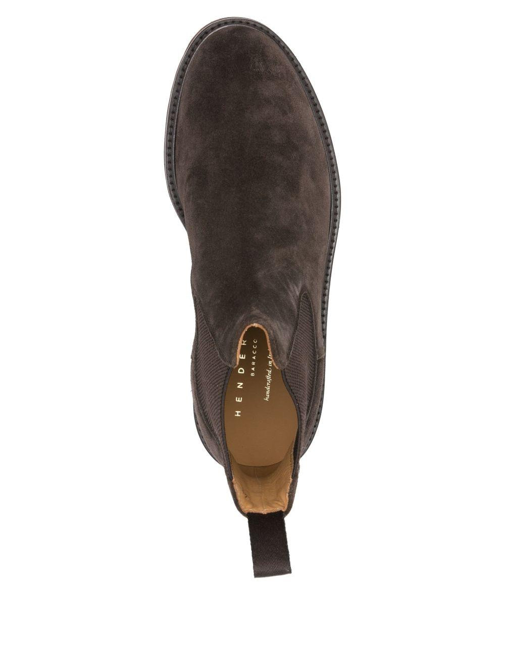 Stivaletti chelsea in suede in marrone Henderson baracco - uomo 
