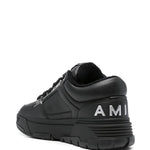 Sneakers in pelle con logo 