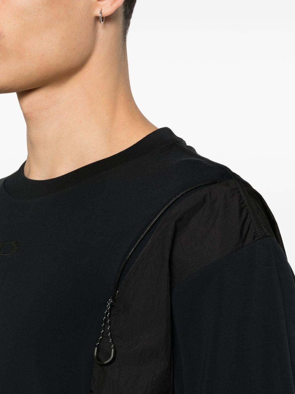 T-shirt con logo e dettaglio in nero Oakley - uomo 