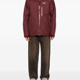 Giacca con cappuccio beta insulated in BORDEAUX Arc'teryx - unisex 