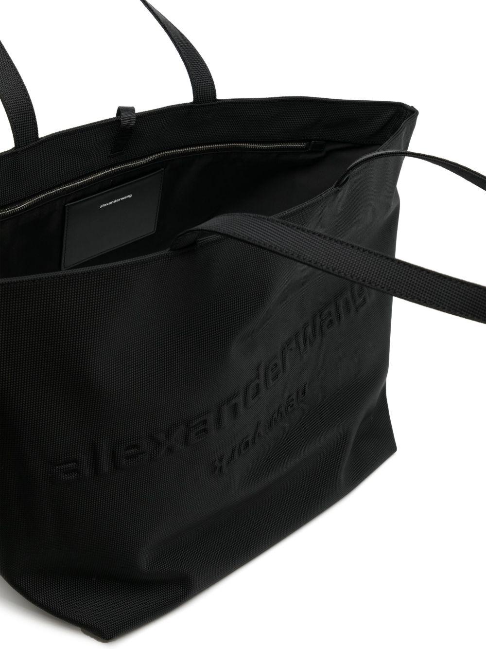 Borsa a spalla Punch con logo goffrato in nero Alexander Wang - donna 